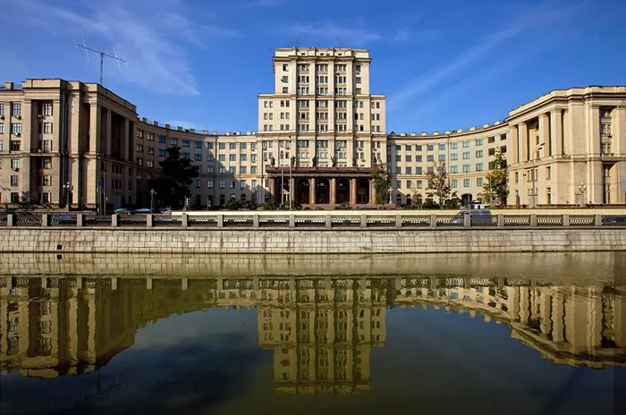 Moskova Devlet Teknik Üniversitesi (Bauman)